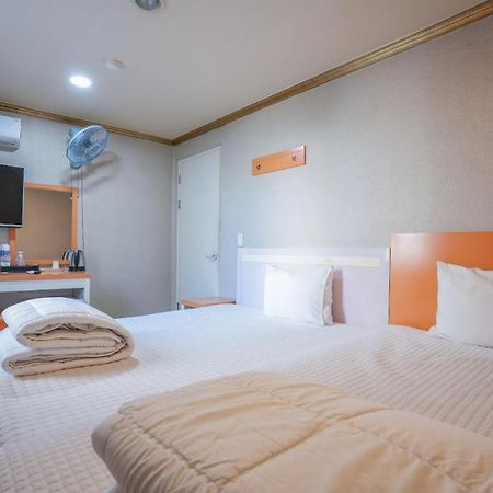 K Motel Daeyeon Пусан Екстер'єр фото