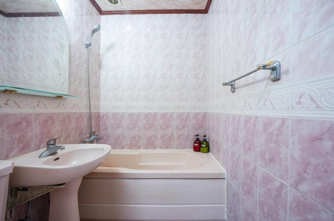 K Motel Daeyeon Пусан Екстер'єр фото