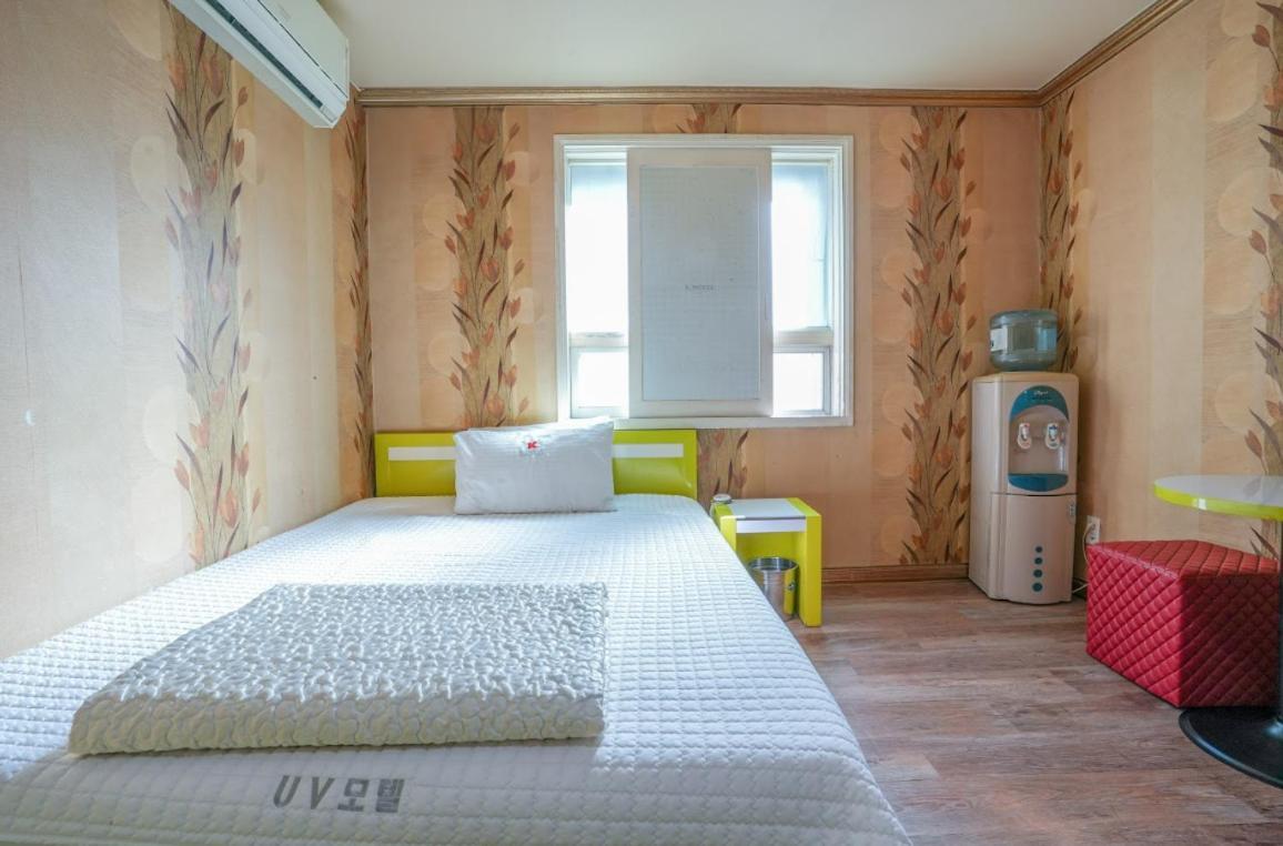 K Motel Daeyeon Пусан Екстер'єр фото